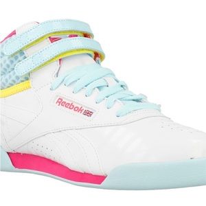 Reebok Freestyle FS Hi Top Strap Barbie style 90’s size Junior’s 5.5 • Women’s 7